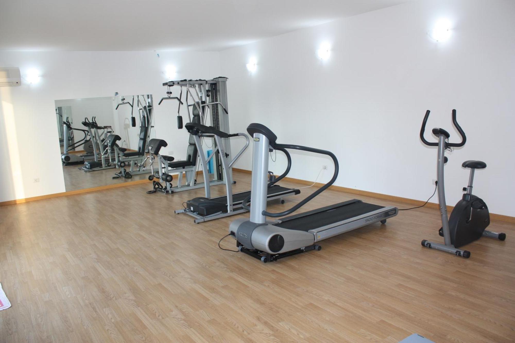 Hotel Residence La Villetta Каннето Екстер'єр фото