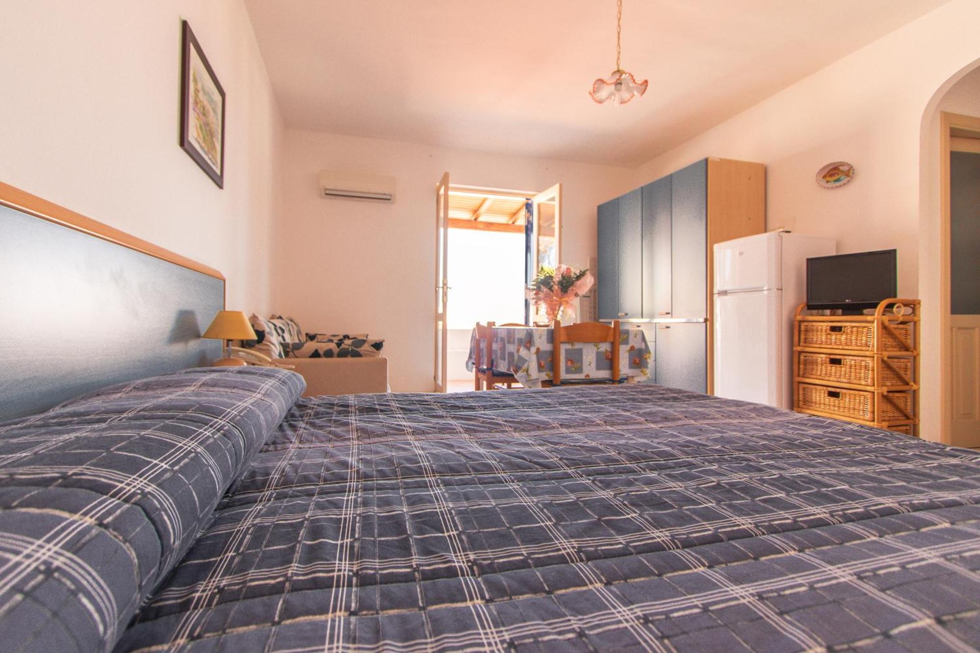 Hotel Residence La Villetta Каннето Номер фото