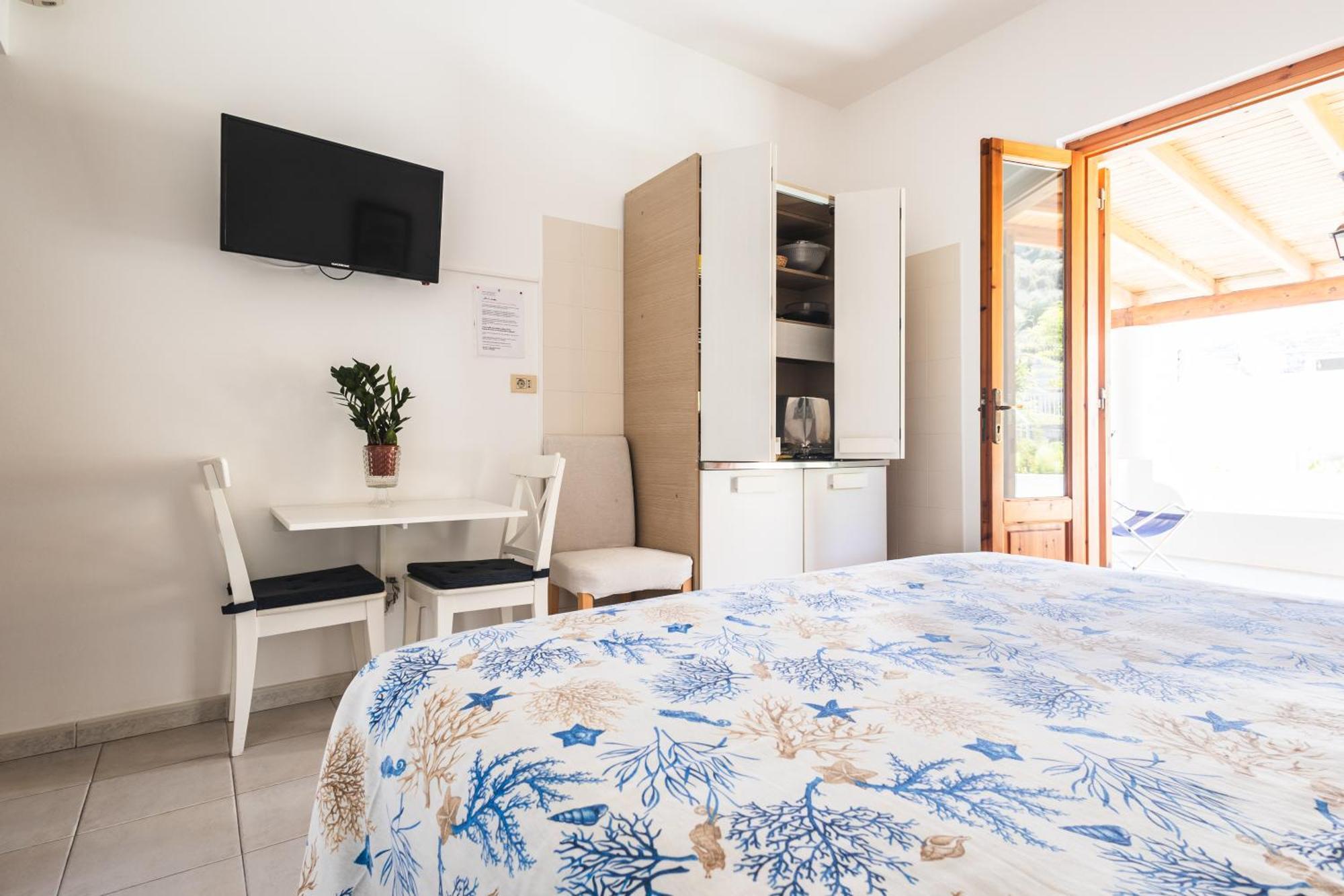 Hotel Residence La Villetta Каннето Номер фото
