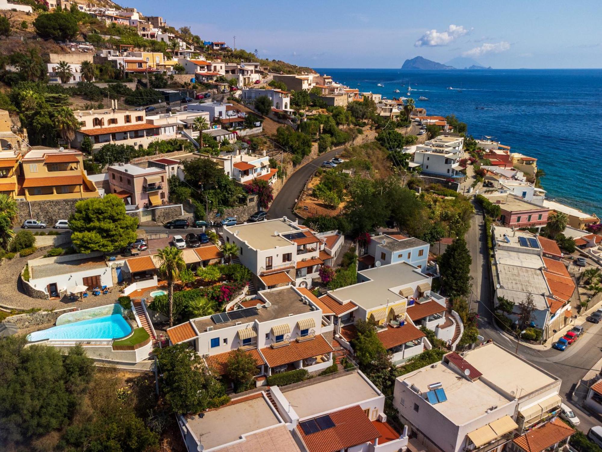 Hotel Residence La Villetta Каннето Екстер'єр фото